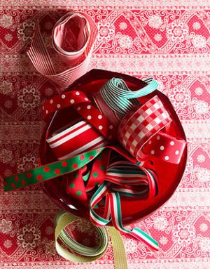 CHRISTMAS INTERIORS_stripes polka dots - Fashion with stripes polka dots and pom poms - myLusciousLife.com.JPG